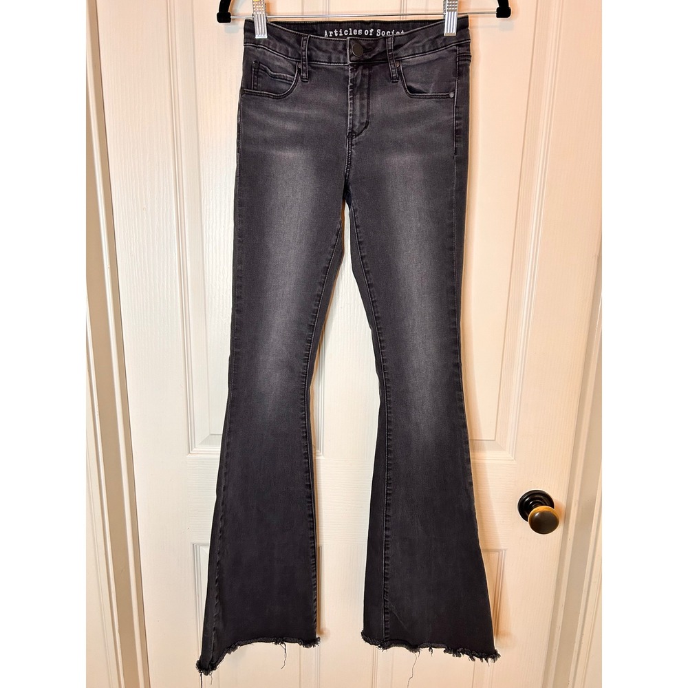 Articles of Society Stevens Flare Jeans Faded Black Raw Hem Size 25 5055PLB-462